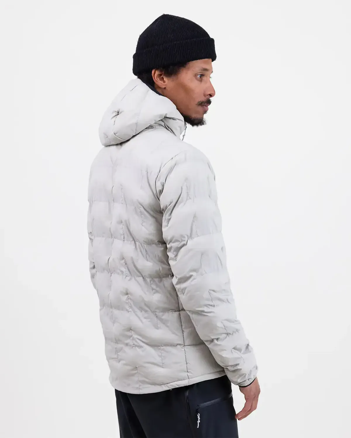 Jones Dark Start Recycled Hoodie 2026 Herr Stealth Black syntet