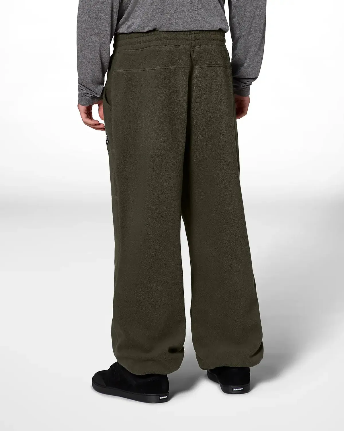 Jones Lodge Fleece fleecebyxor Stealth Black mjuk