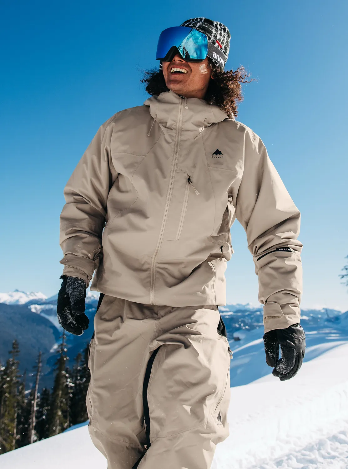 Burton Reserve 2L snowboardjacka True Black isolerad