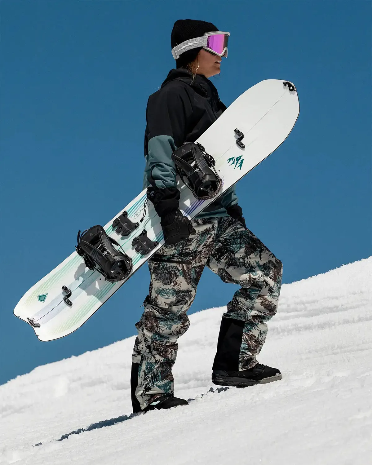 Jones Stratos splitboard dam 149 puderprofil