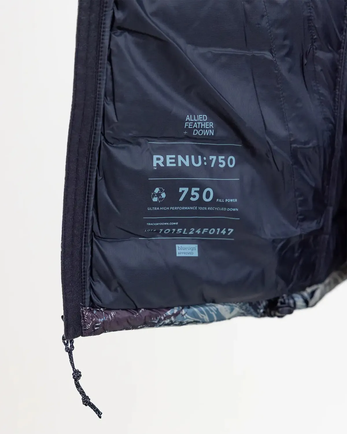 Jones Re-Up Recycled Down Hoodie 2026 dunjacka damsvart