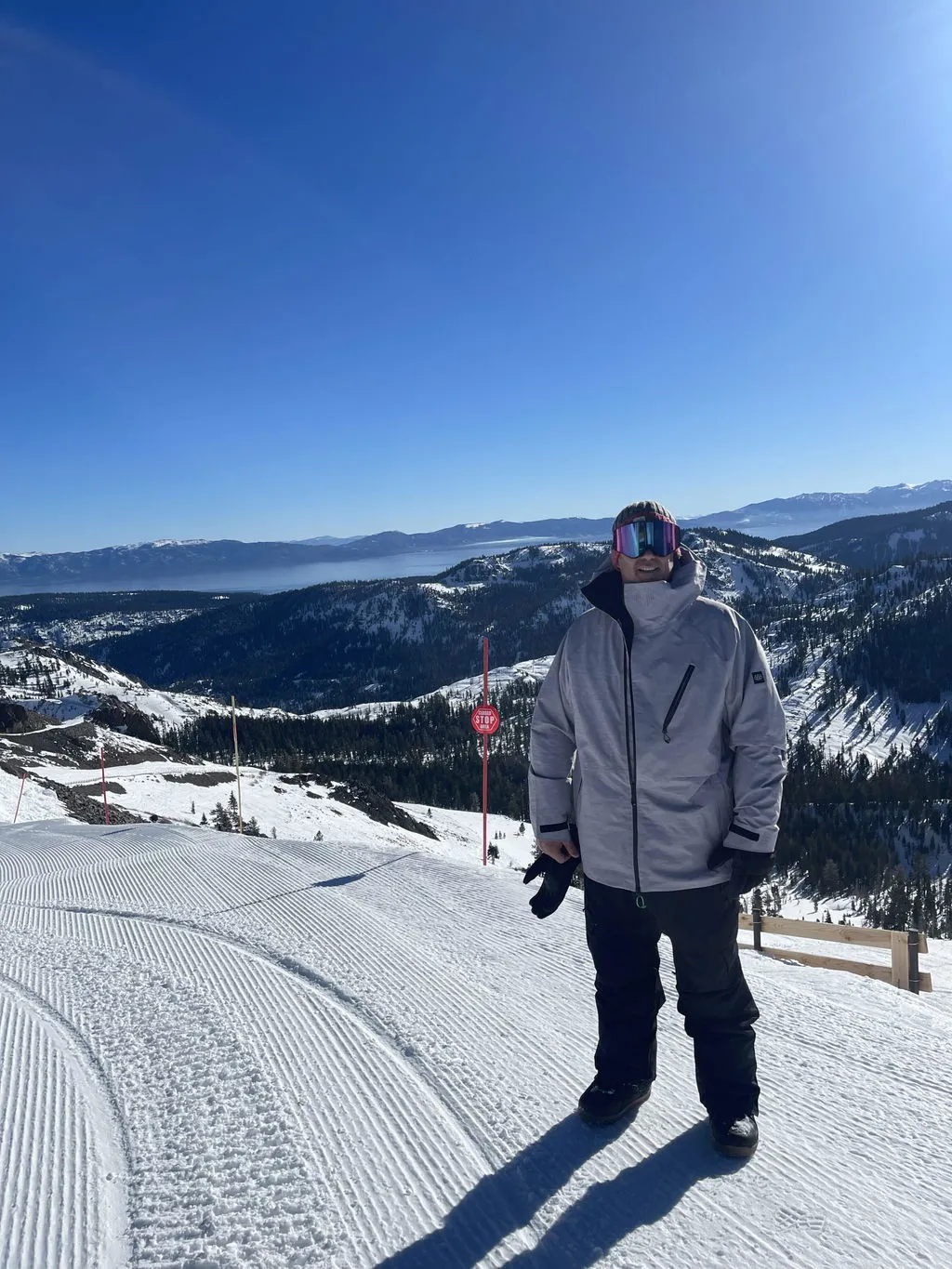 Jones Flagship PRO snowboard herr styv freeride