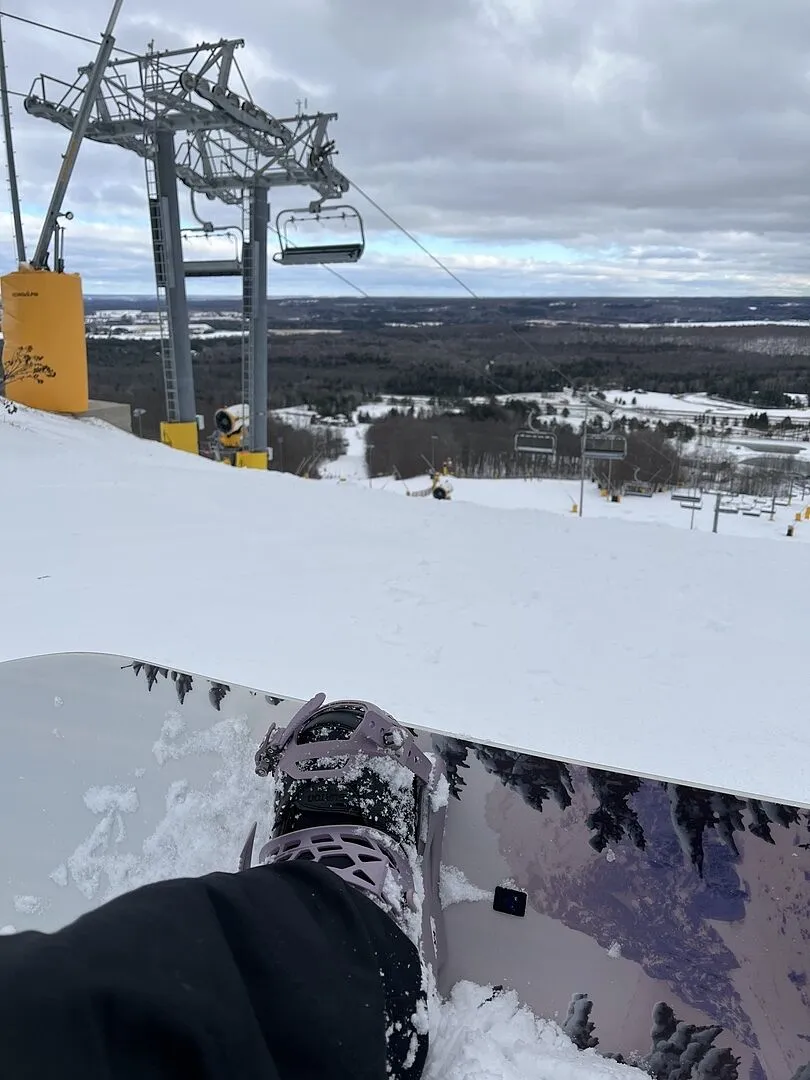 Burton Feelgood Flying V snowboard dam vit 149