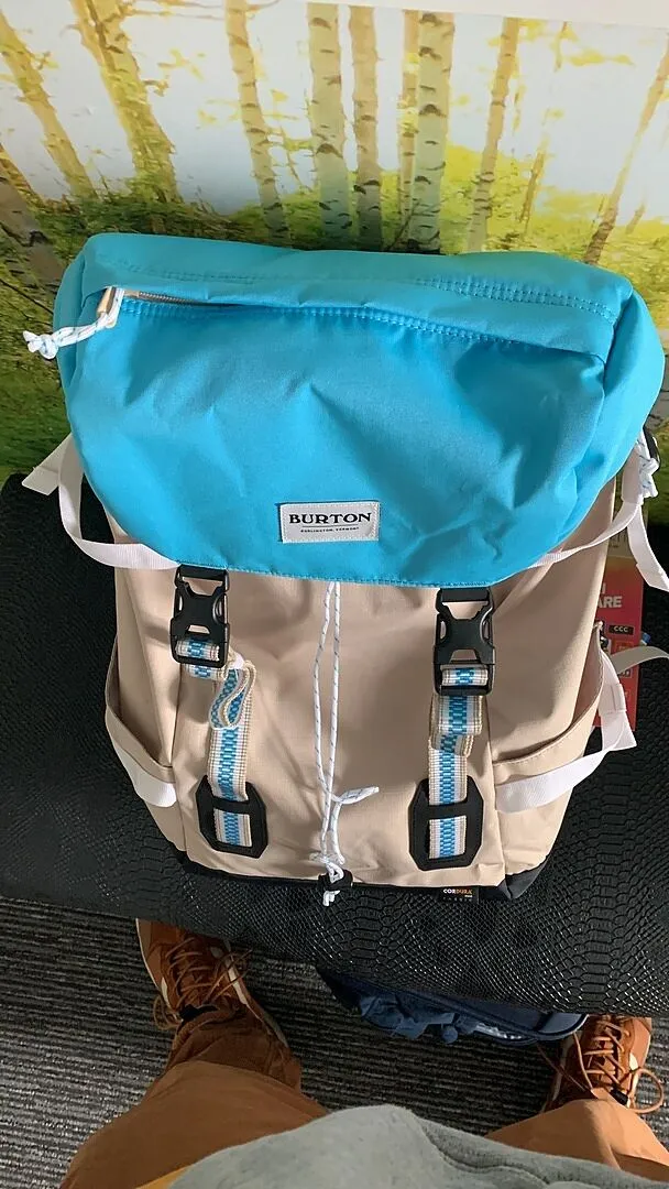 Burton Tinder 2.0 ryggsäck 30L True Black snörstängning