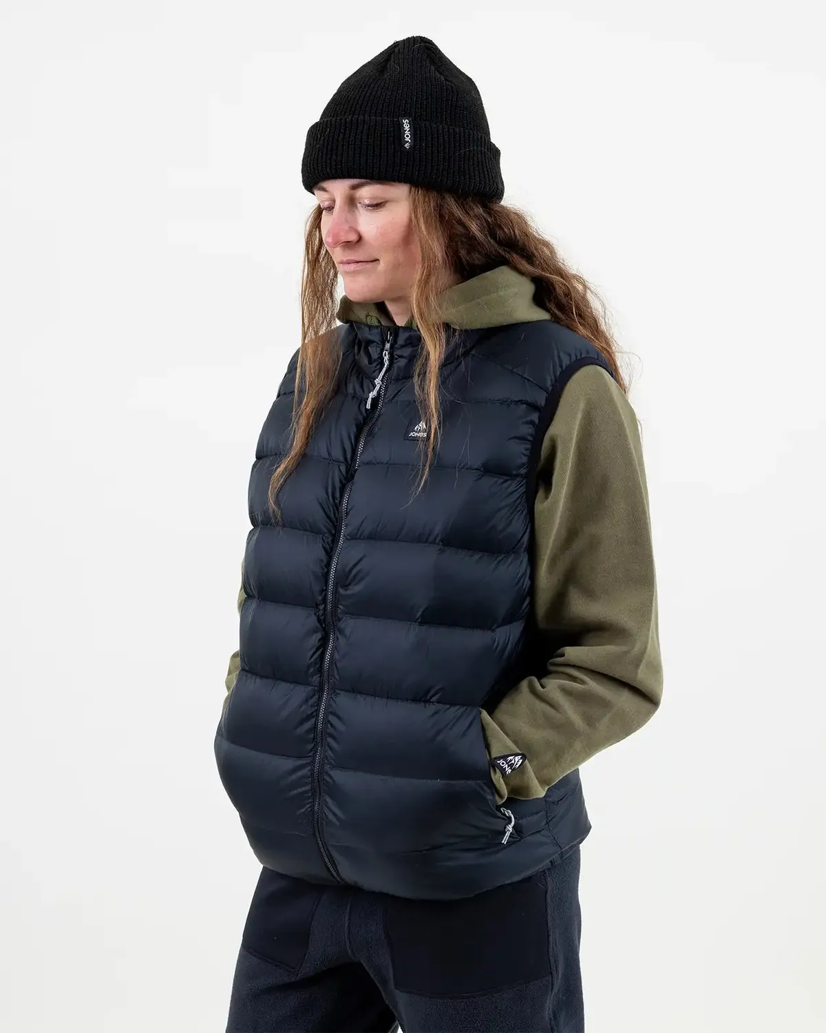 Jones Re-Up Recycled dunväst Stealth Black 750-fill