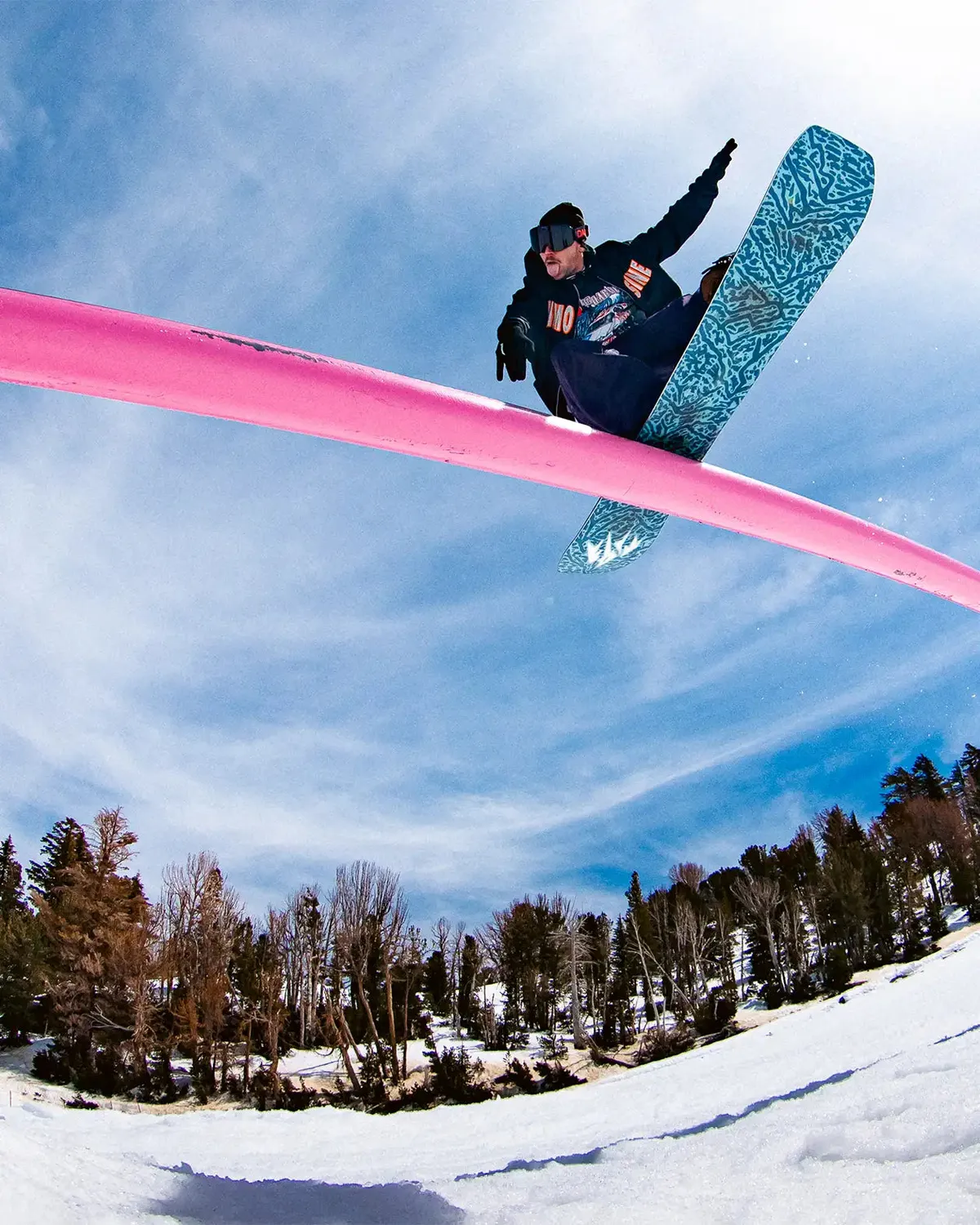 Jones Aviator 2.0 snowboard full camber
