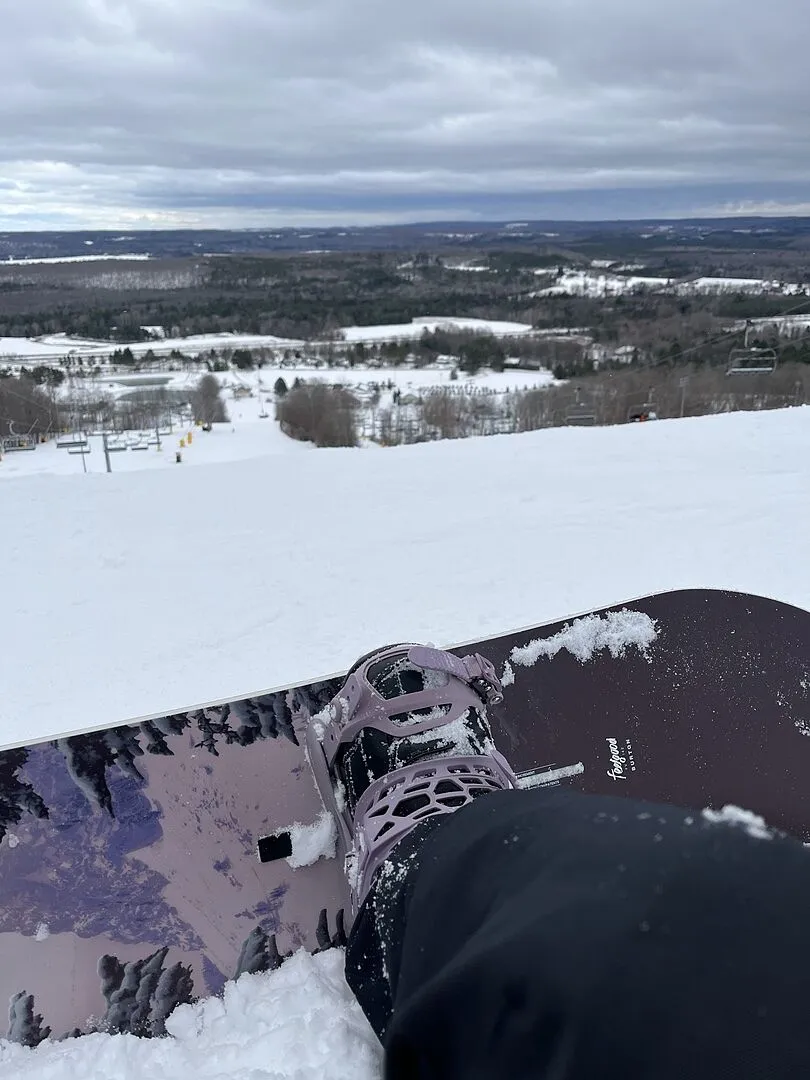 Burton Feelgood Flying V snowboard First Tracks 149