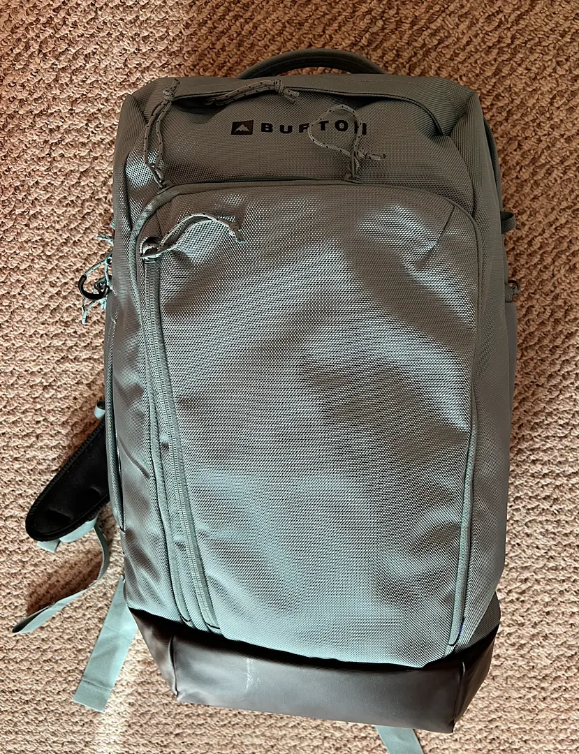 Burton Multipath 27L ryggsäck True Black Ballistic handbagage