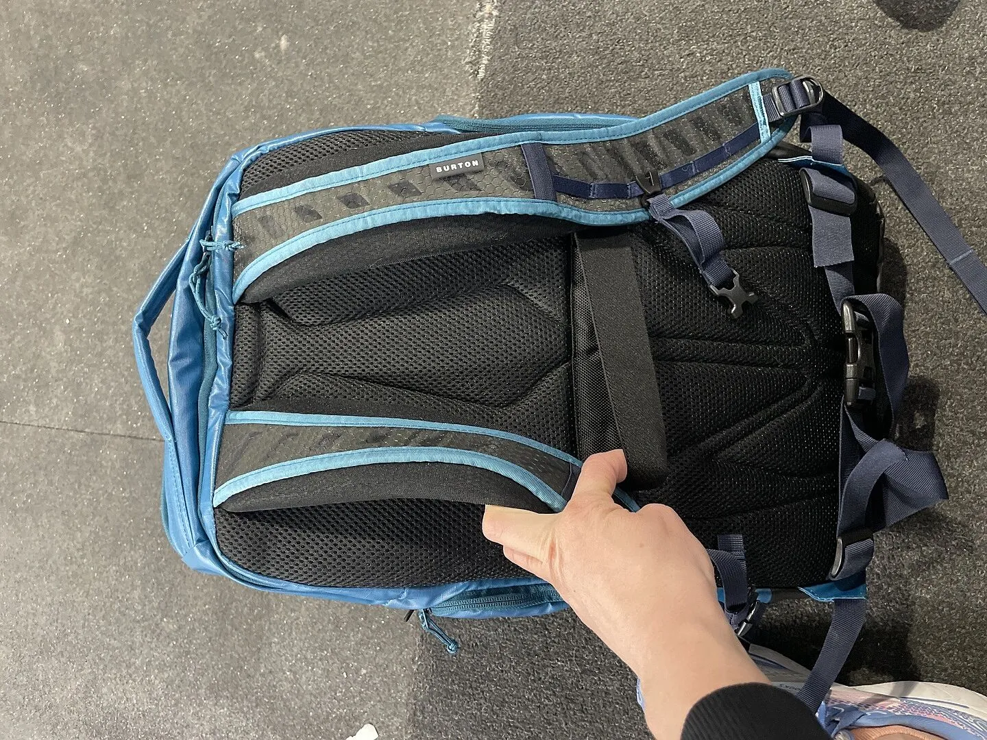 Burton Multipath 27L ryggsäck True Black Ballistic handbagage
