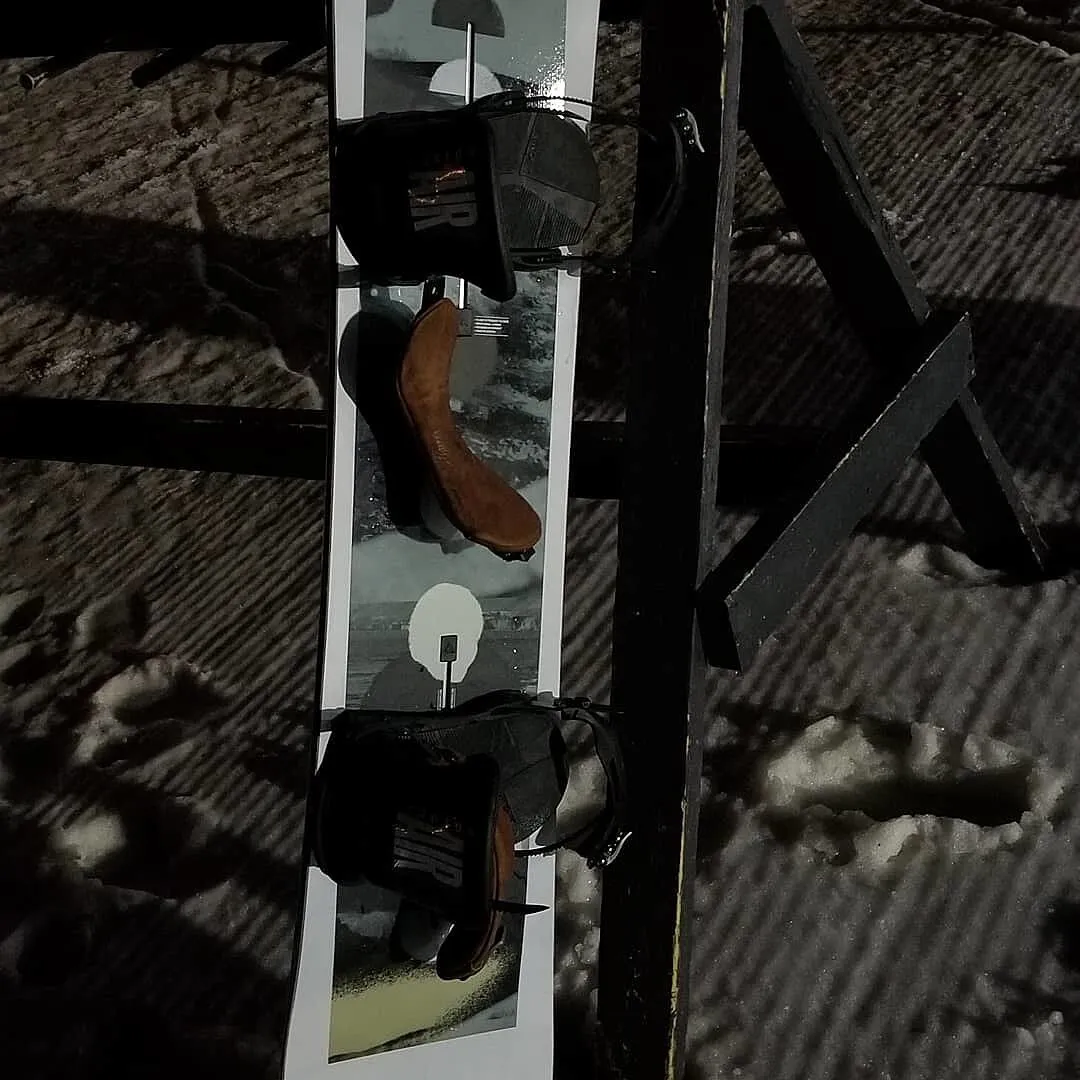 Burton Malavita bindning snowboard allmountain