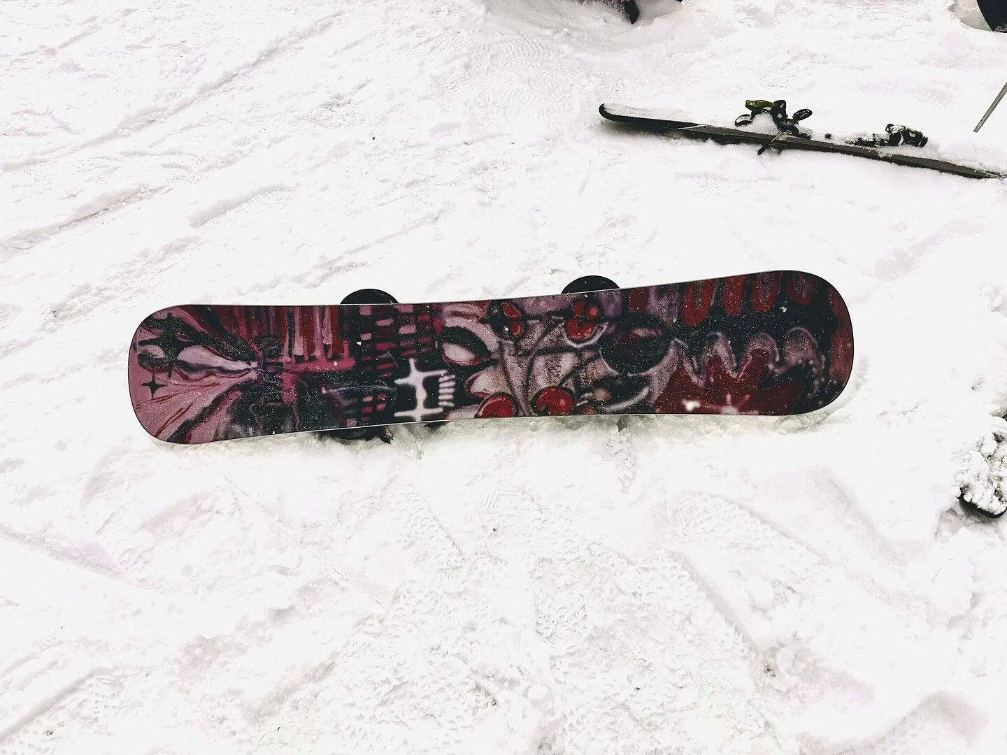 Burton Blossom Camber snowboard Dragon kolförstärkt 158