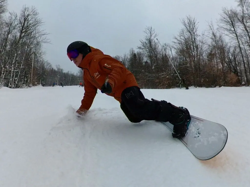 Jones Frontier 2.0 snowboard 156 all mountain directional