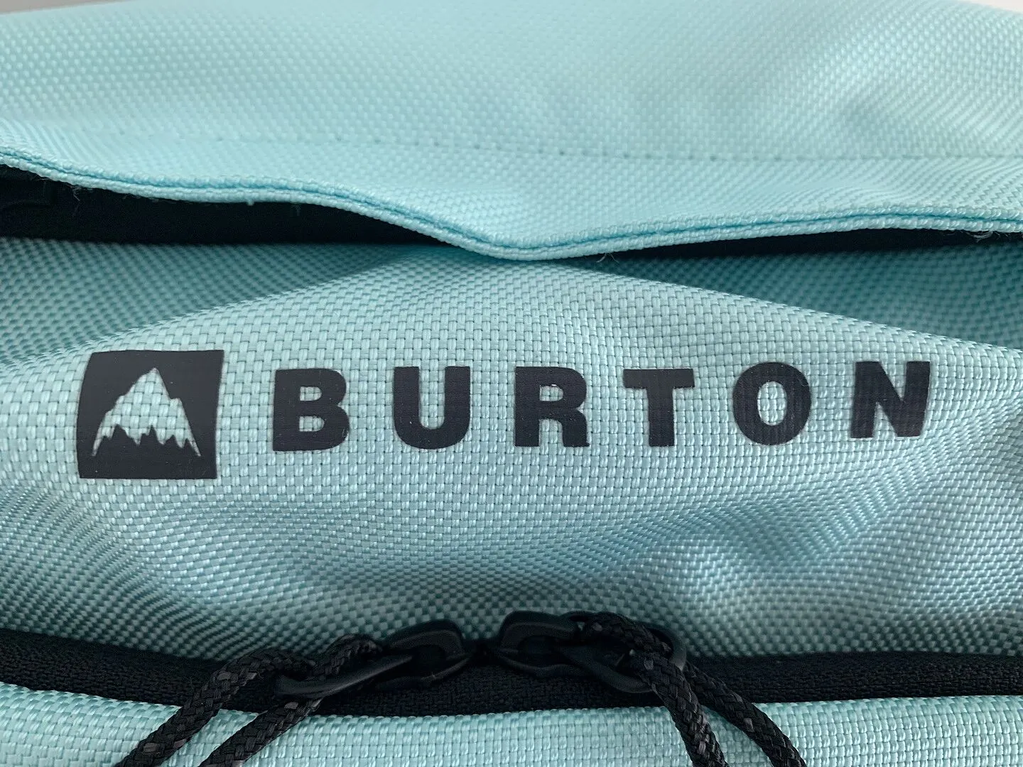 Burton Multipath 27L ryggsäck True Black Ballistic handbagage