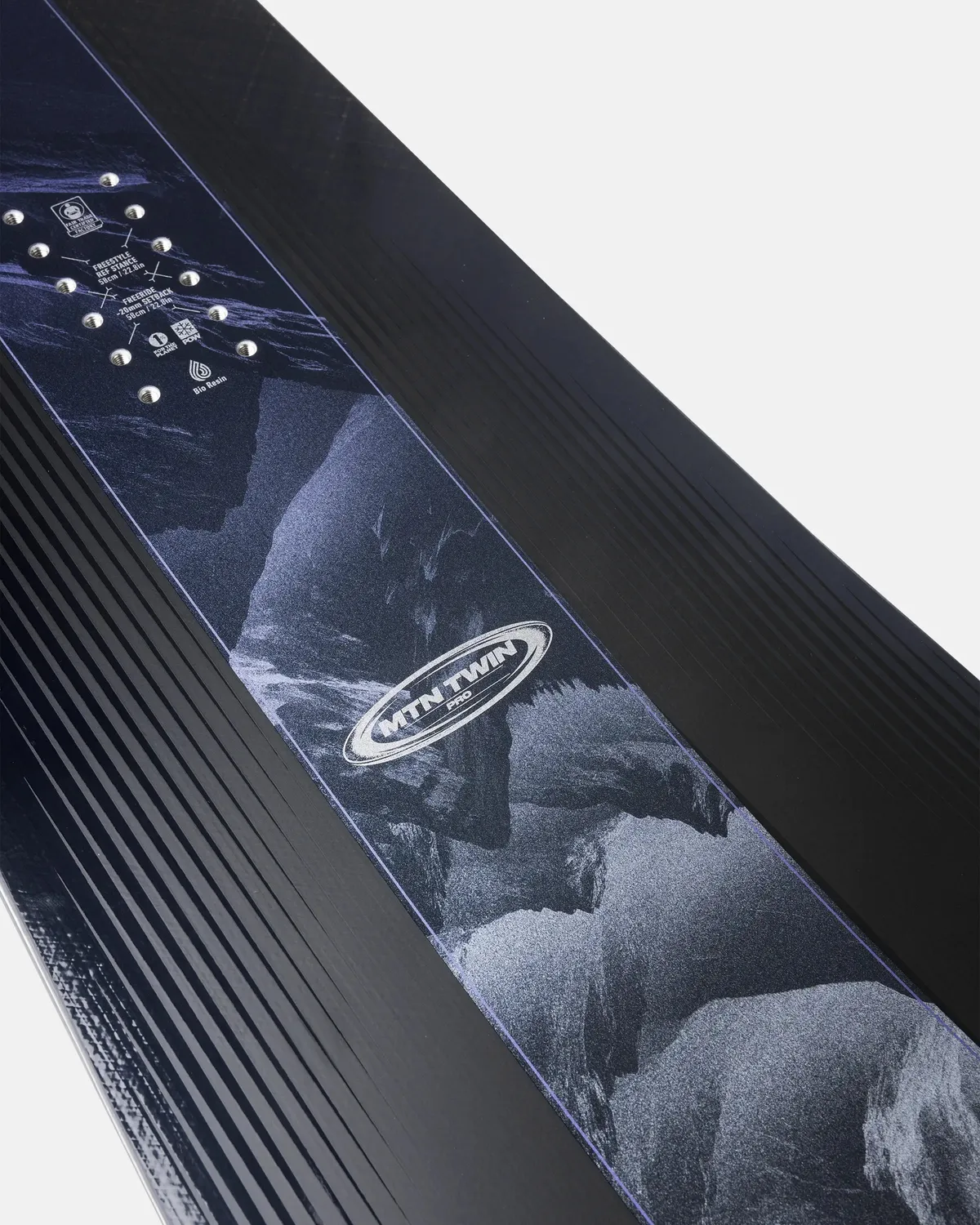 Jones Mountain Twin Pro snowboard herr allmountain