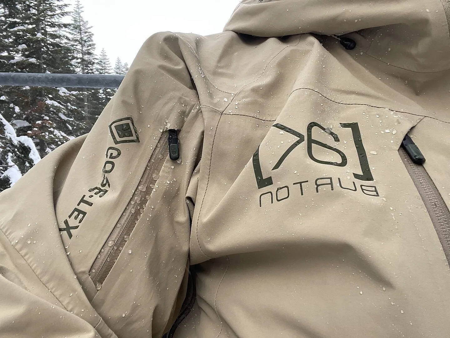 Burton [ak] Cyclic GORE-TEX 2L jacka True Black vattentät