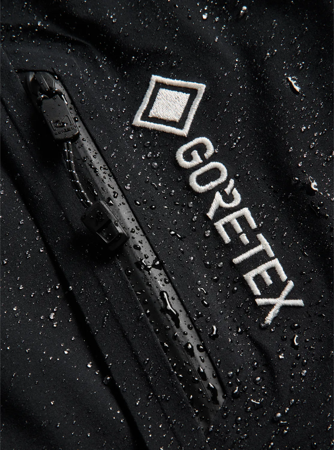 Burton [ak] Tuvak skaljacka True Black gore-tex