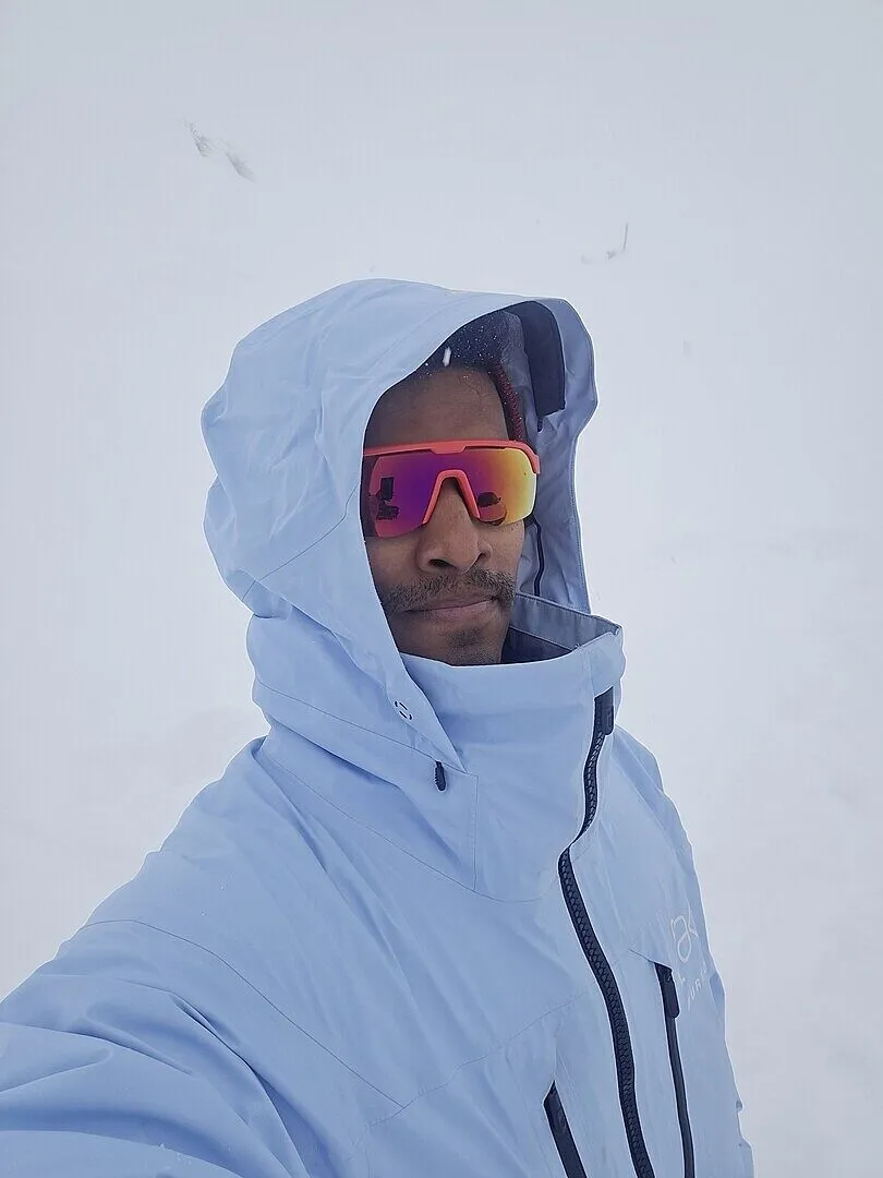 Burton [ak] Hover GORE-TEX jacka True Black