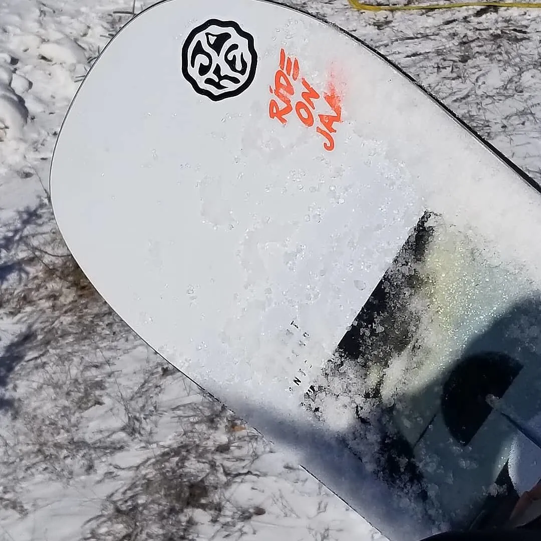 Burton Malavita bindning snowboard allmountain