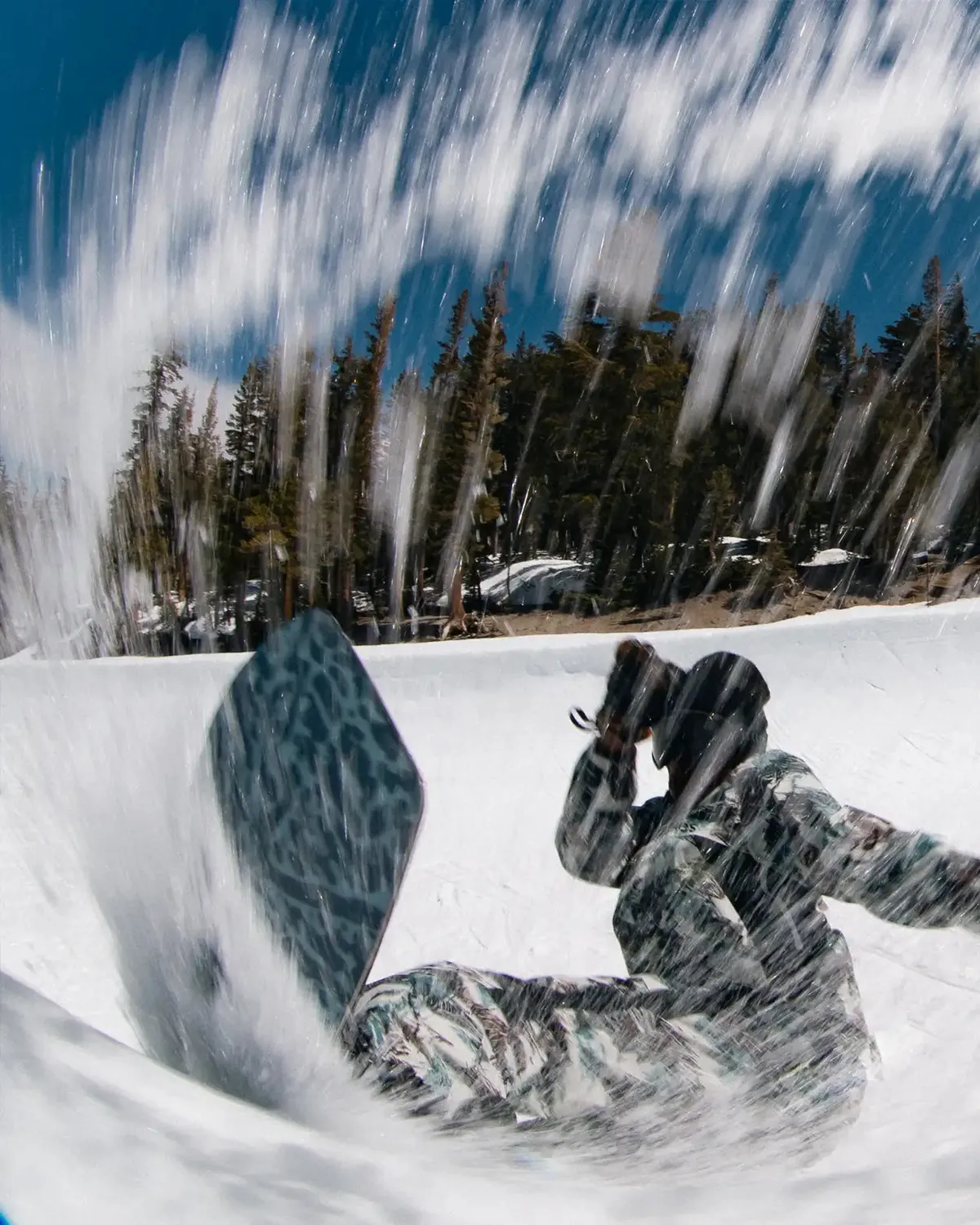 Jones Aviator 2.0 snowboard full camber