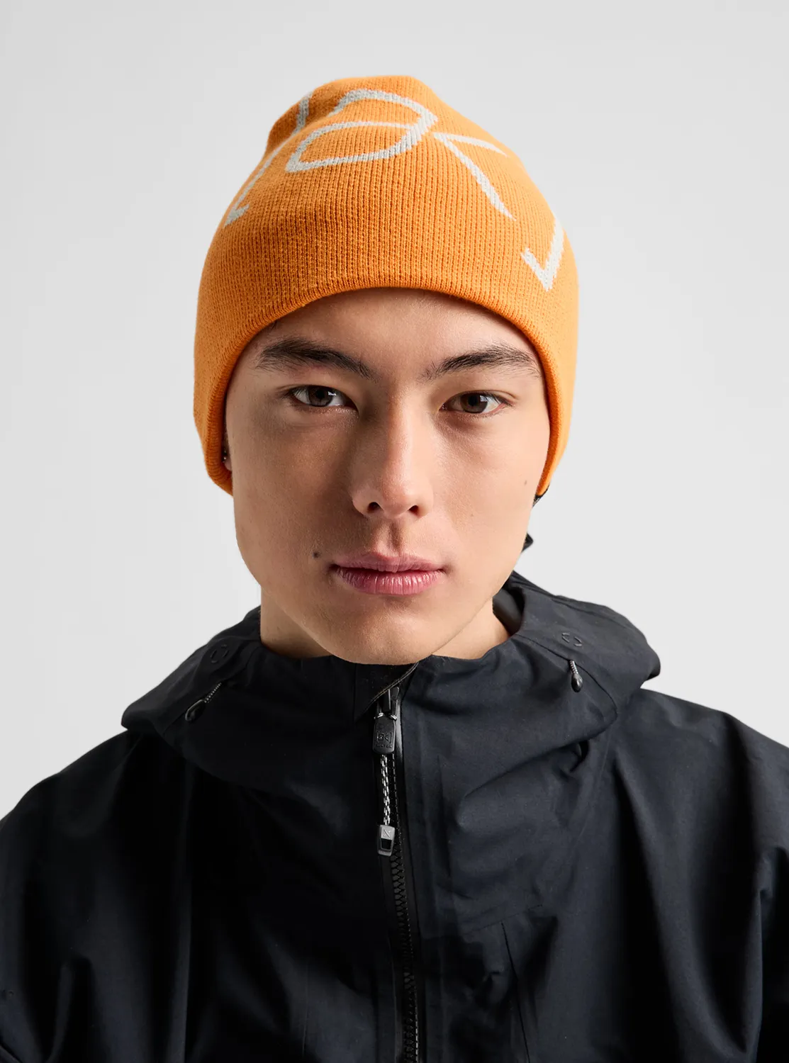 Burton [ak] Logo Beanie mössa Rum Raisin återvunnen