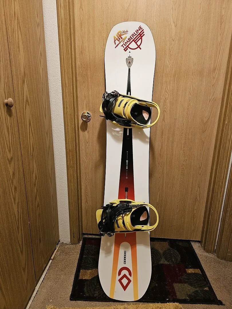 Burton Custom Flying V snowboard 156 hybridcamber poppig