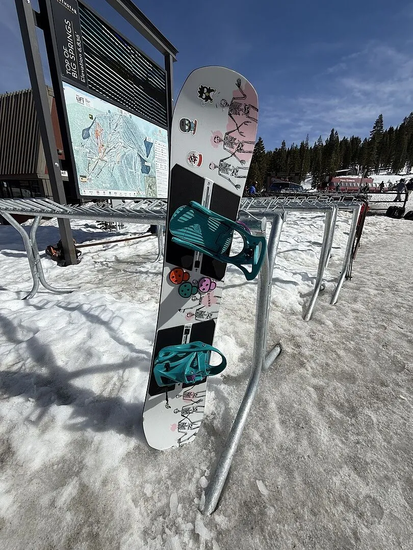 Burton Rewind Camber snowboard freestyle poppig flex
