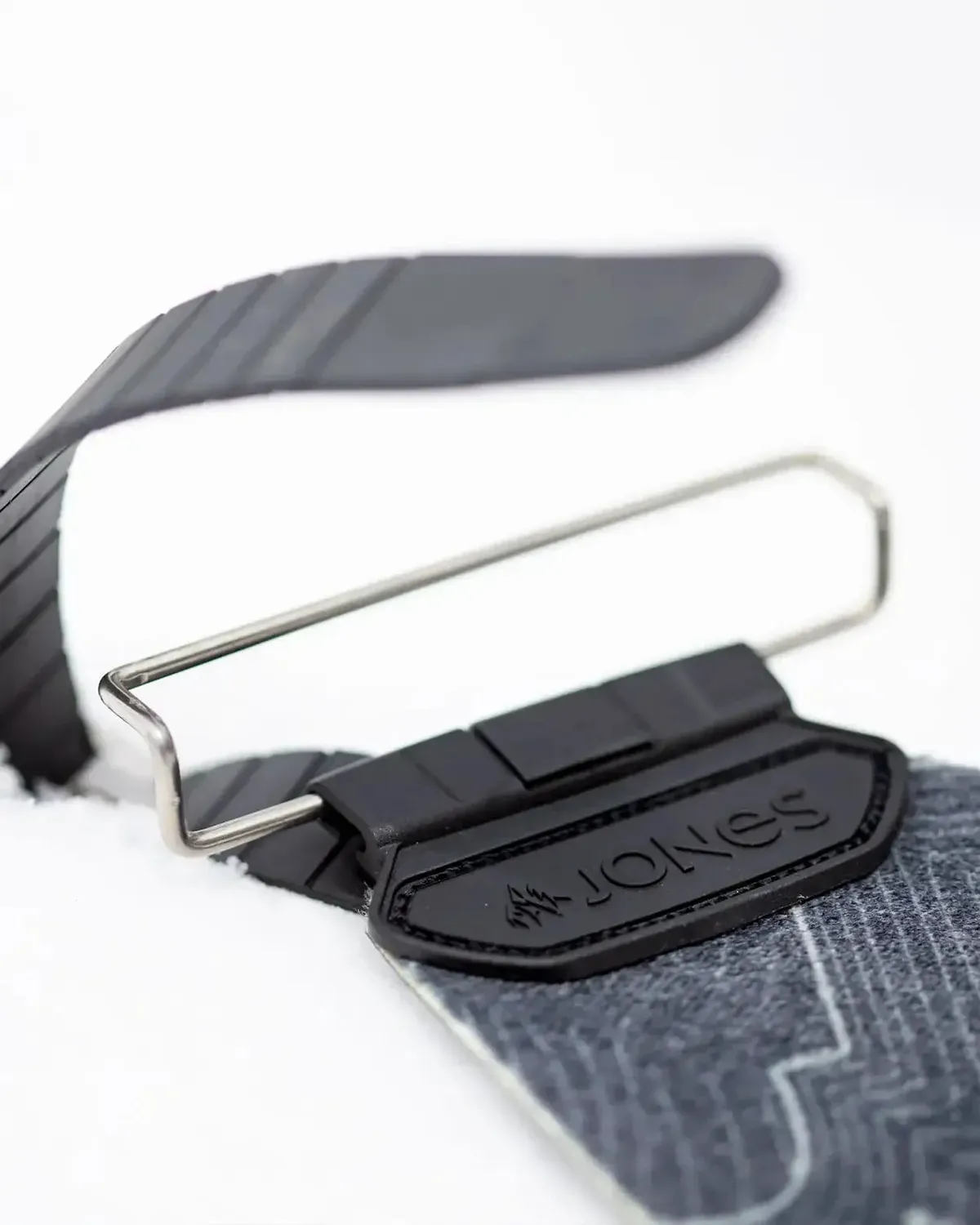 Jones Nomad Pro Trim-to-Fit stighudar svart 140 mm mohair