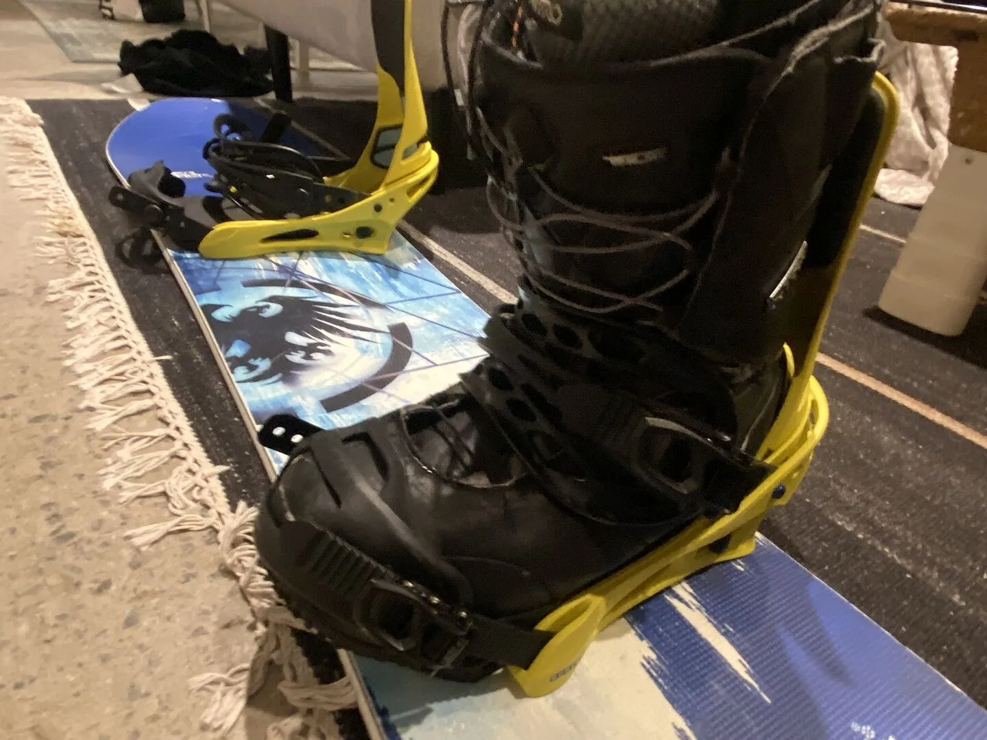 Burton Cartel X snowboardbindningar Marbled Stone