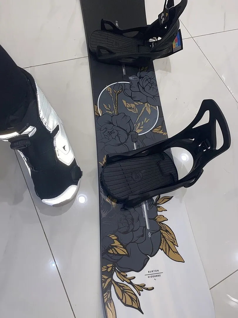Burton Hideaway Flat Top snowboard dam 148 medelflex